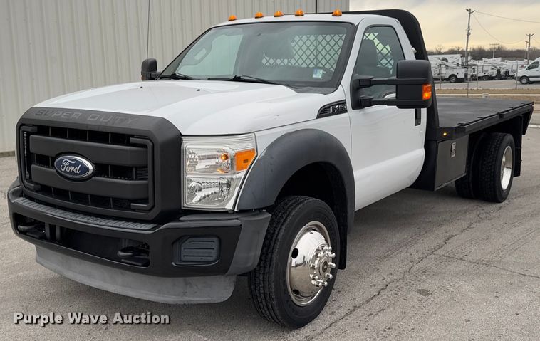 2012 Ford F450 Super Duty flatbed truck - DO0246