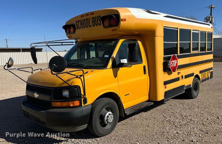 2007 Chevrolet Express G3500 school bus - DP6113