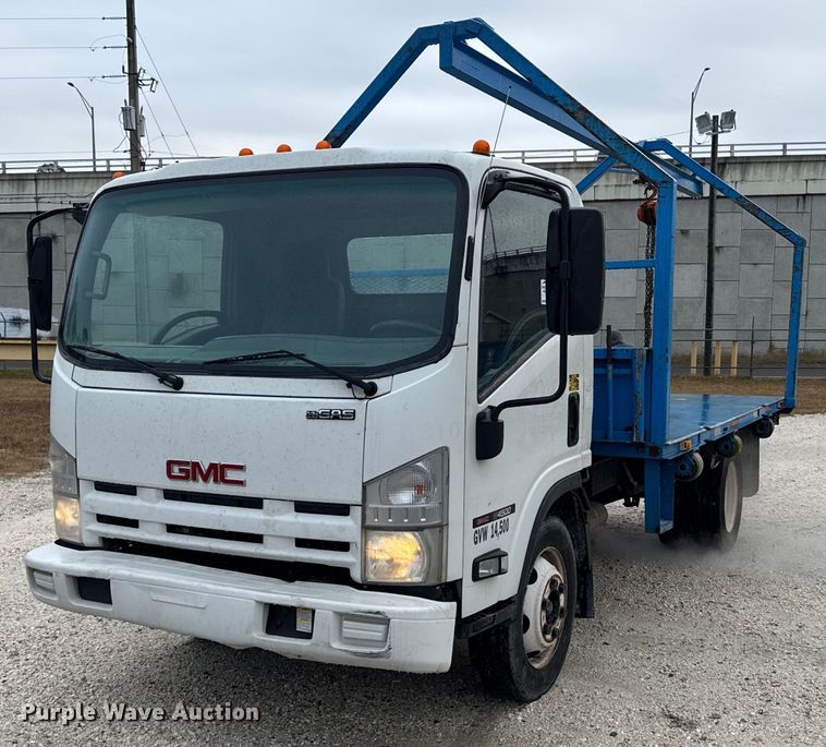 2009 GMC W4500 flatbed truck - DW1803