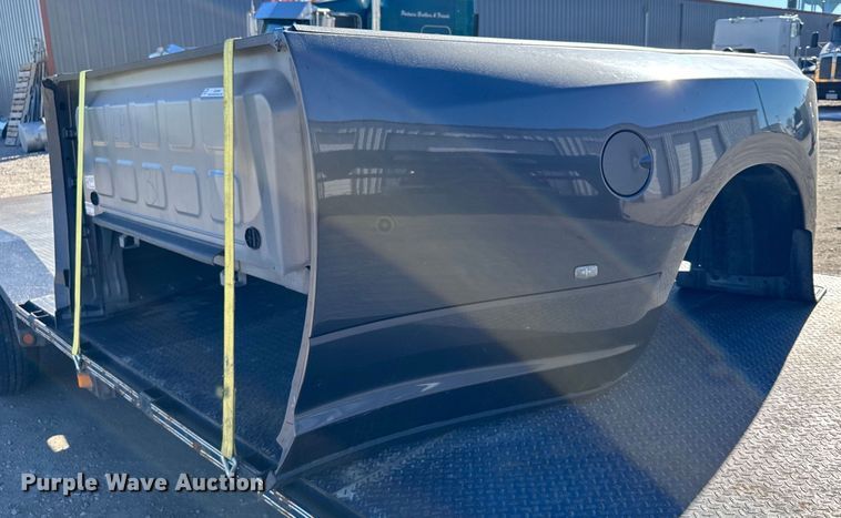 Dodge Ram 3500 pickup truck bed - DX3950