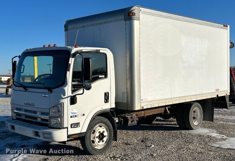 2010 Isuzu NQR box truck - EK2555