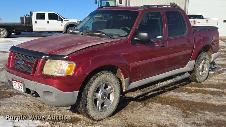 2003 Ford Explorer Sport Trac pickup truck - ER5120