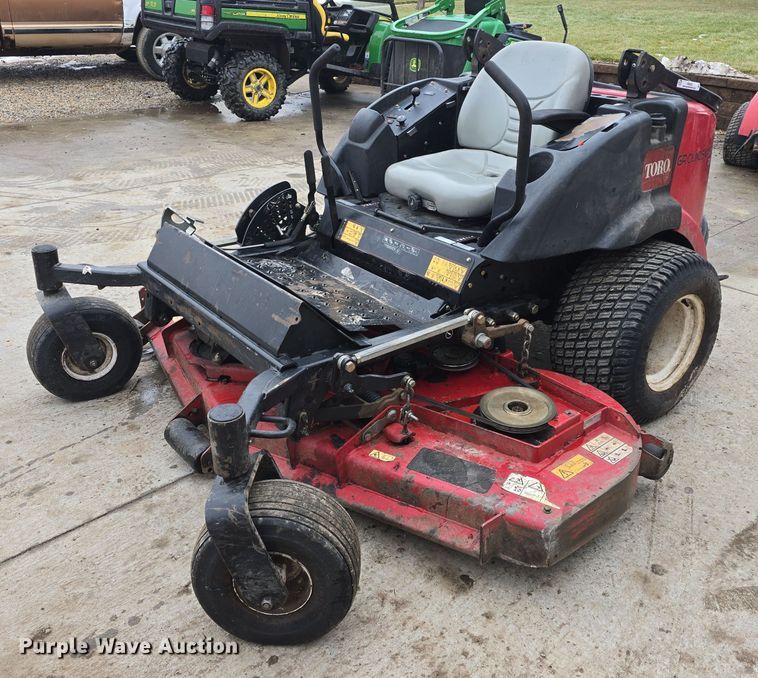 Toro Groundsmaster 7200 ZTR lawn mower - NI9462