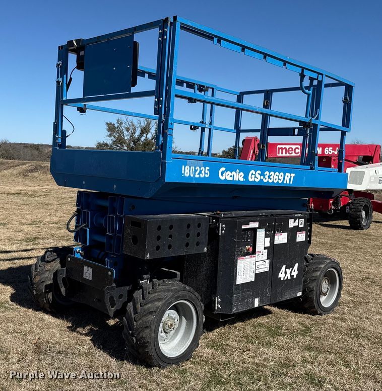 2018 Genie GS3369 RT scissor lift - DJ0914