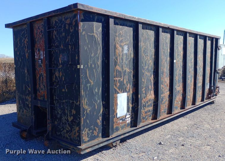 Wastequip May Fab roll-off container - DK7439