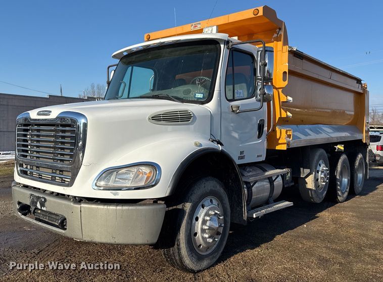 2006 Freightliner Business Class M2 dump truck - DM5528