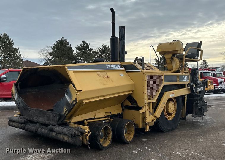 1998 Caterpillar  AP1000B paver - DN0960