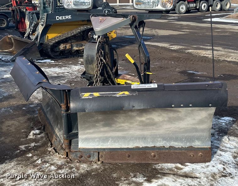 Fisher Xtream V snow plow - DN0973
