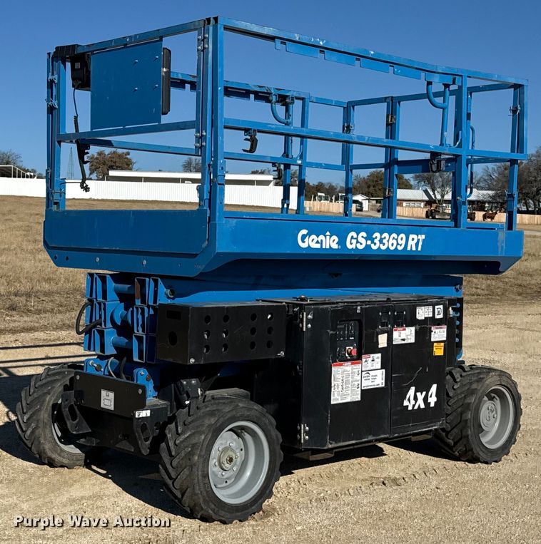 2018 Genie GS3369 RT scissor lift - DO2663