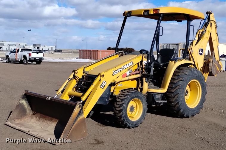 2005 John Deere 110 backhoe - DV6638