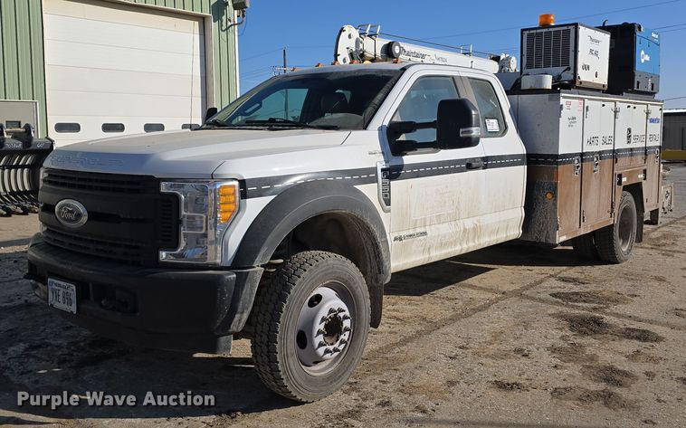 2017 Ford F550 Super Duty XL utility / service truck - DW3092