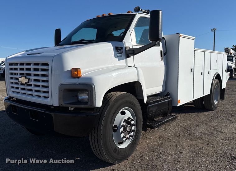 2006 Chevrolet C7500 utility / service truck - EG2485