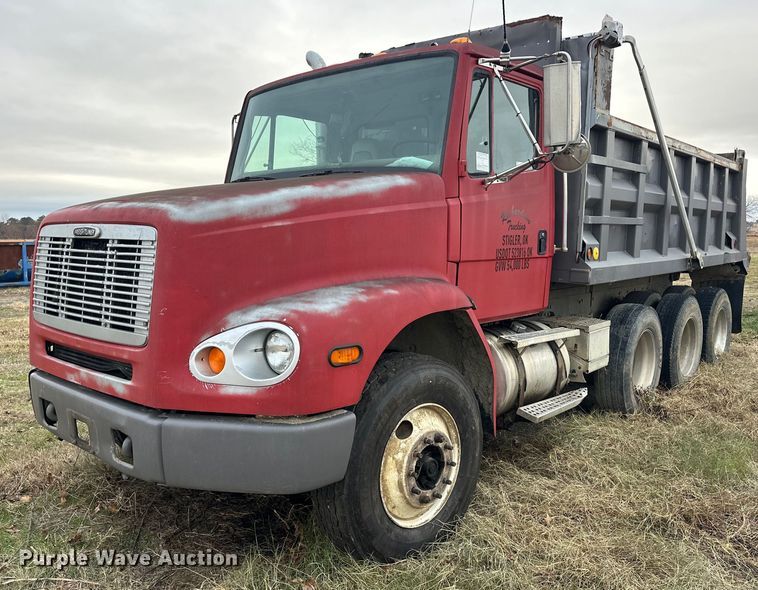 1999 Freightliner FL112 dump truck - EJ5266
