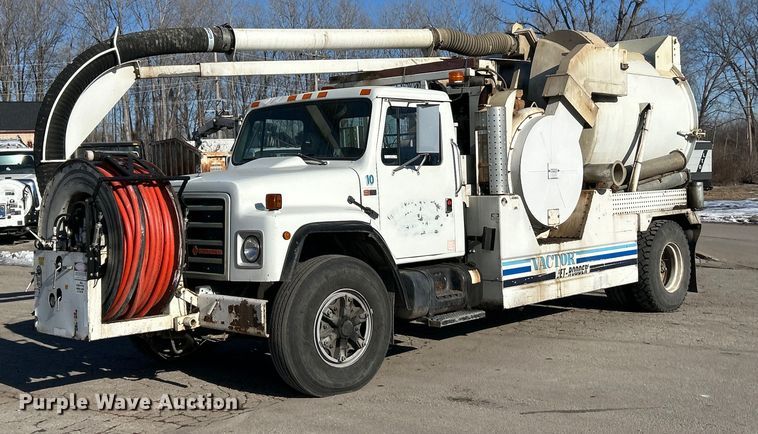 1988 International 1954 sewer jetter truck - EK2562
