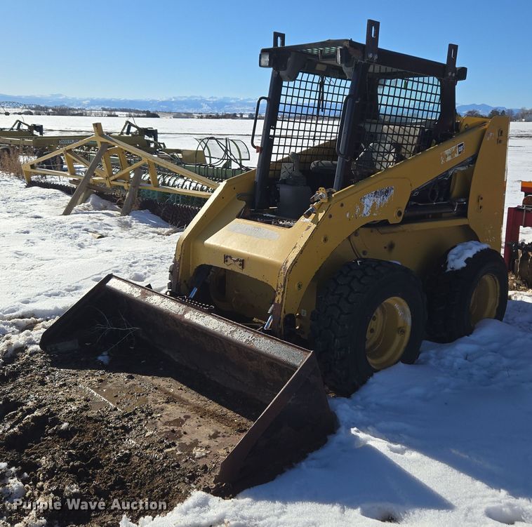 2013 Caterpillar 236B3 skid steer loader - ER5123