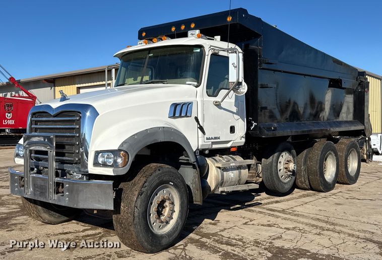 2007 Mack CTP713 dump truck - LH9419