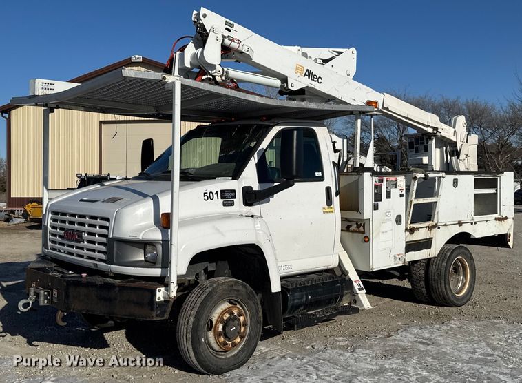 2007 GMC C5500 bucket truck - LH9448
