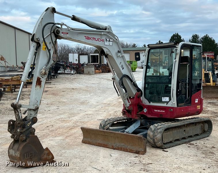 2015 Takeuchi TB260 mini excavator - DW3253