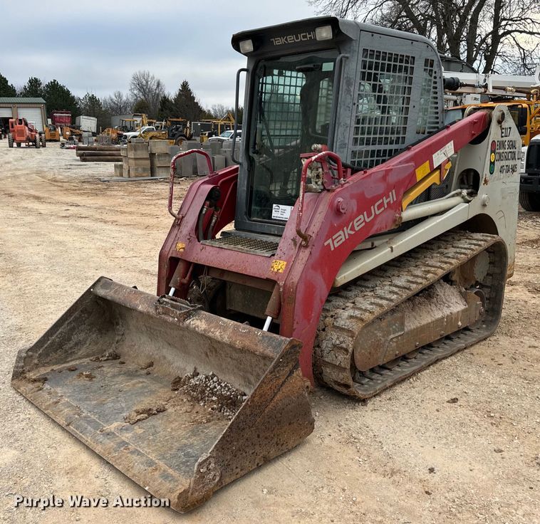 2013 Takeuchi TL10 tracked skid steer loader - DW3319