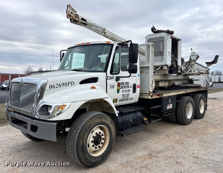 2006 International  7500 pressure digger truck - DW3328
