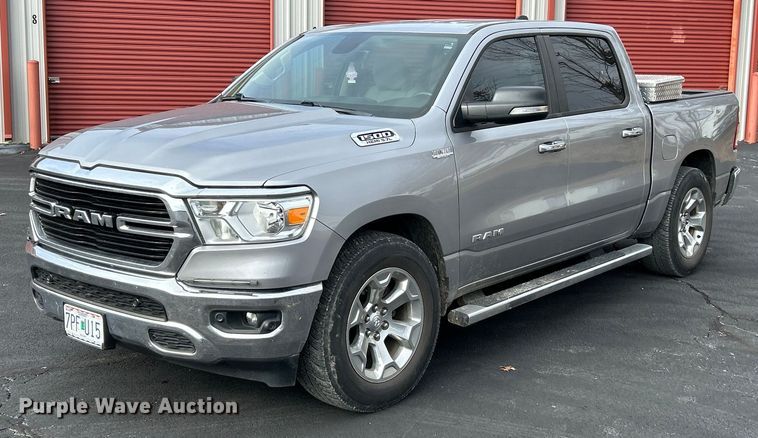 2020 Dodge Ram 1500 Crew Cab pickup truck - DW3359
