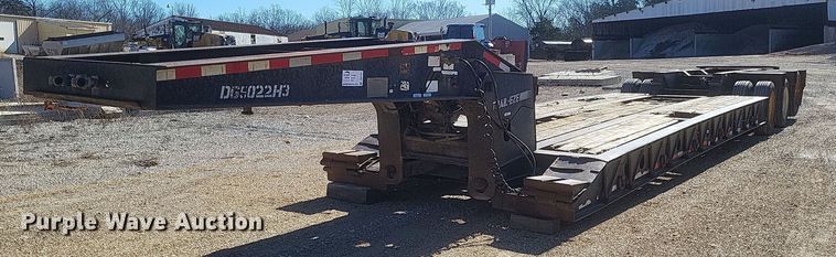 1997 Dakota Trail-Eze DG5022H3 lowboy equipment trailer - DS5207