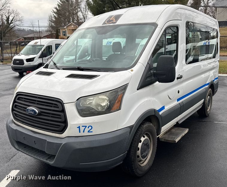 2017 Ford Transit 150 van - DW1807