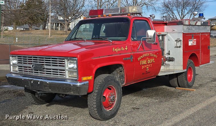 1983 Chevrolet Custom Deluxe 30 pumper fire truck - DW3094
