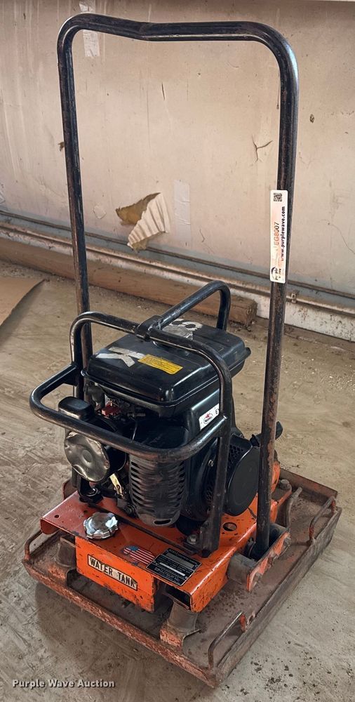 MultiQuip plate compactor - EG8007
