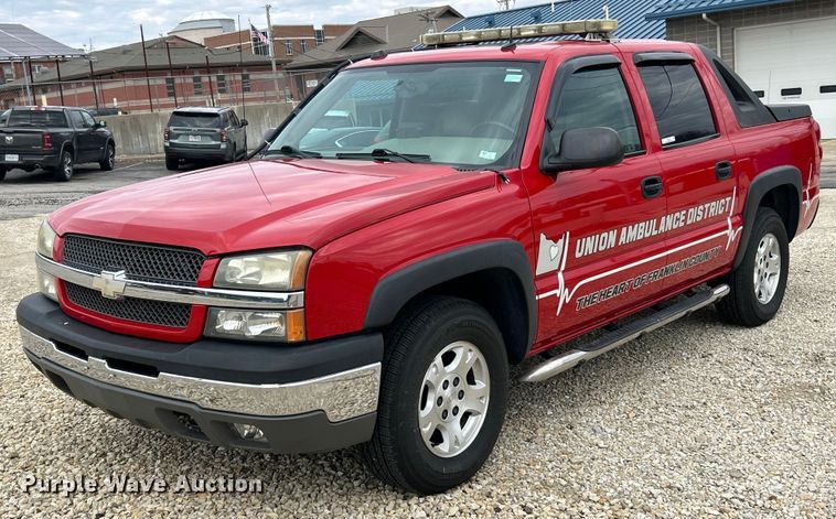 2004 Chevrolet Avalanche Crew Cab pickup truck - EK2622