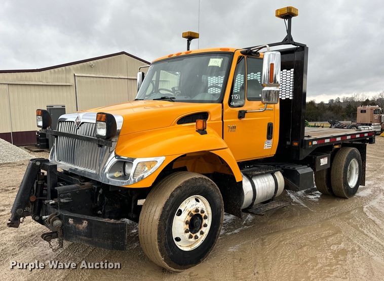 2006 International 7400 dump flatbed truck - EN5081