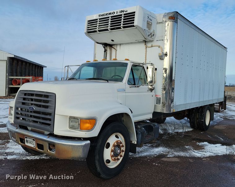 1996 Ford F700 refrigerated truck - OH9499