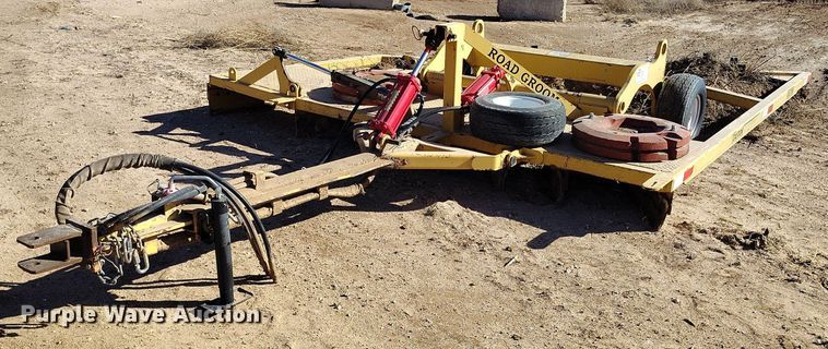 Road Groom Manufacturing  RG 11.0 W moldboard - EH0142