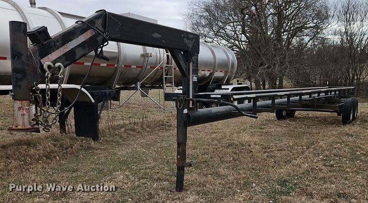 2013 Superior Steel Sales hay bale trailer - EI8802
