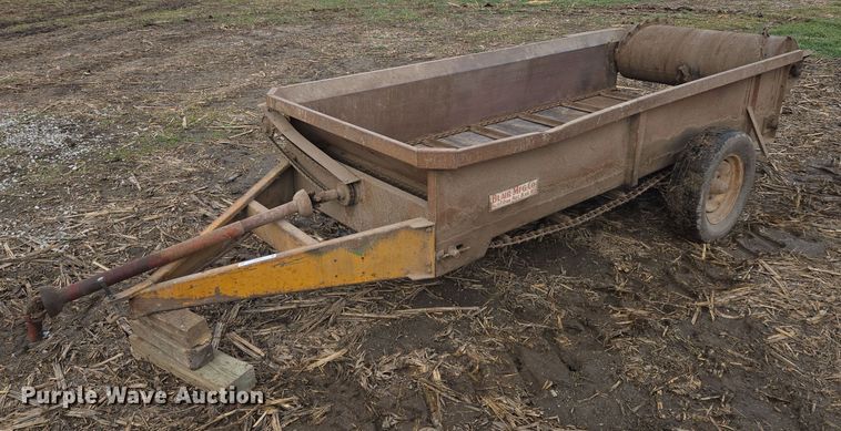 Blair  manure spreader - EQ3947