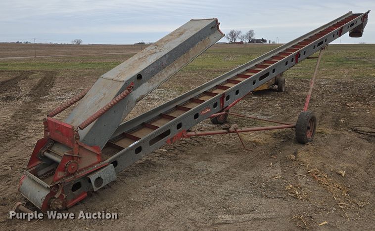 Kewanee 500 conveyor - EQ3958