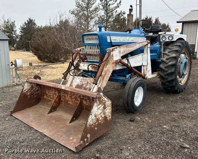 1968 Ford 5000 tractor - ER8707