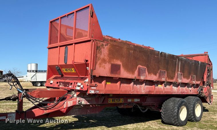 Meyer 9524 manure spreader - EY9882