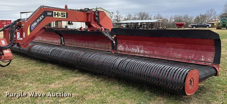 H&S TFM2135 hay merger - OK9534