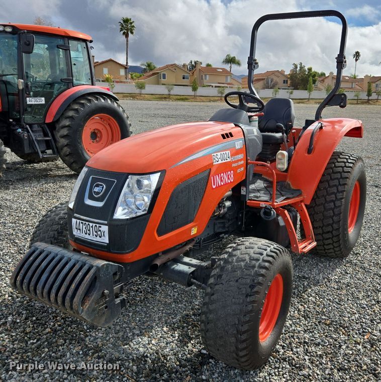 2017 Kioti RX6620 MFWD tractor - YA0324