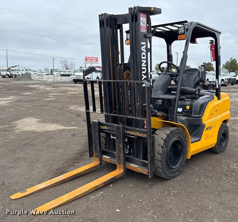 2021 Hyundai 30D-9 forklift - EG2540