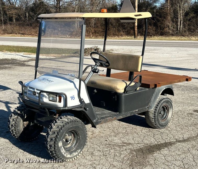 EZGO golf cart - EK2615