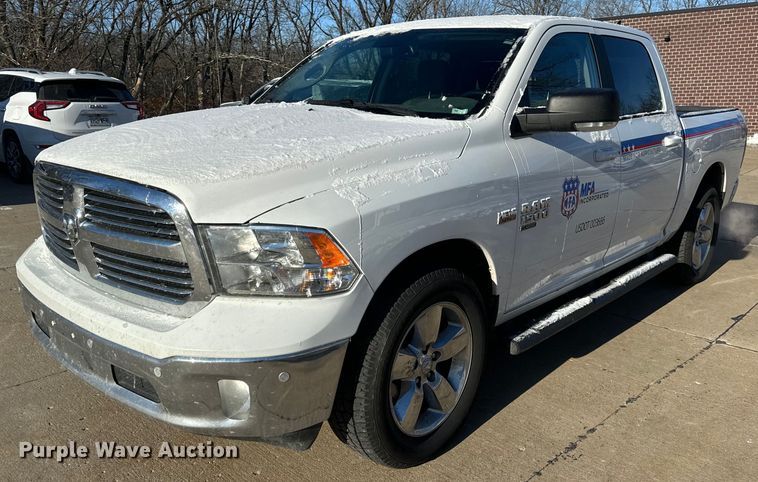2019 Dodge Ram 1500  Big Horn Crew Cab pickup truck - EN5112
