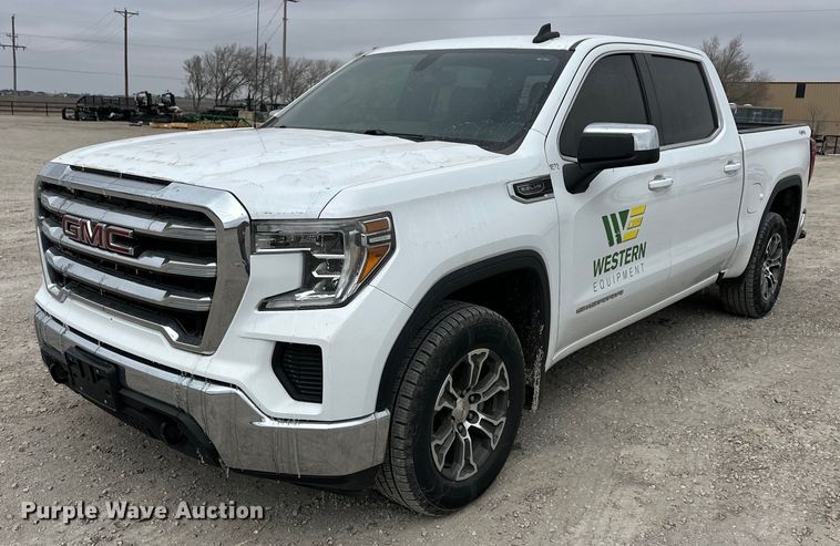 2019 GMC Sierra 1500 Crew Cab pickup truck - ER8722