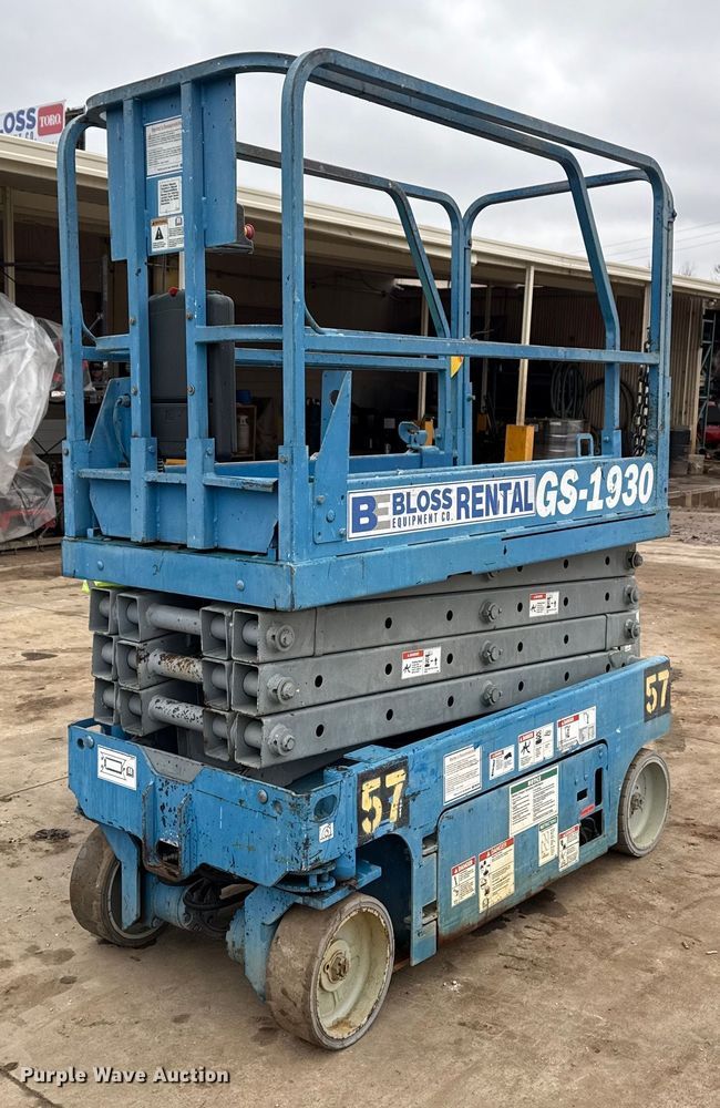 2005 Genie Lift GS-1930 scissor lift - DM5566