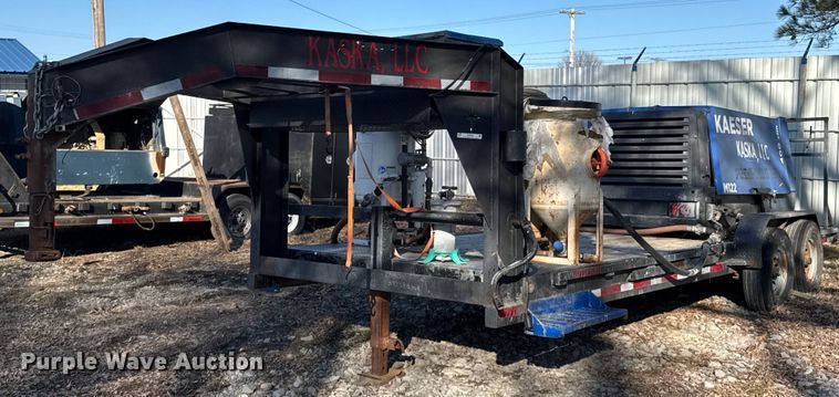 2013 Starlite equipment trailer - DO0268
