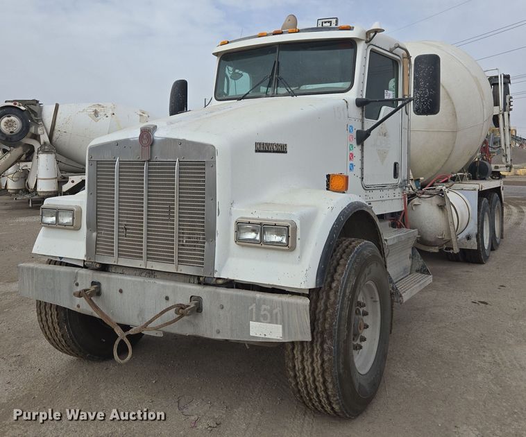 2008 Kenworth W900 ready mix truck - DW1849