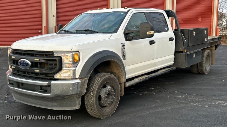 2022 Ford F450 Super Duty XL Crew Cab flatbed truck - DW3353