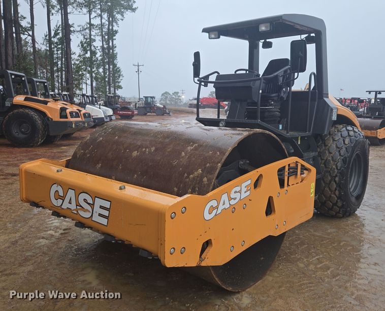 2019 Case SV212D single drum vibratory roller - EC3461