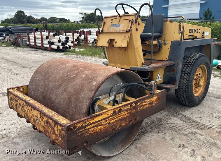 1989 Bomag BW142D single drum vibratory roller - EC3471